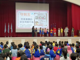 113.10.29 學生自治市交通安全暨友善校園宣導:113.10.29學生自治市交通安全暨友善校園宣導6