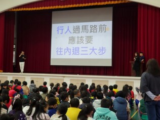 114.03.11 交通安全宣導:114.03.11交通安全宣導8