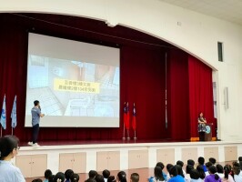 113.06.11 法治教育宣導(學生自治市長候選人政見發表會):113.06.11法治教育宣導學生自治市長候選人政見發表會4